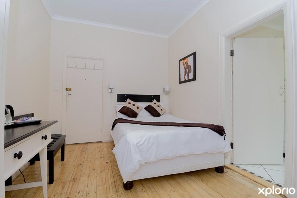 Victoria Hotel Bredasdorp Dış mekan fotoğraf