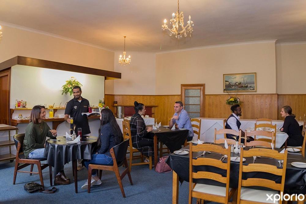Victoria Hotel Bredasdorp Dış mekan fotoğraf