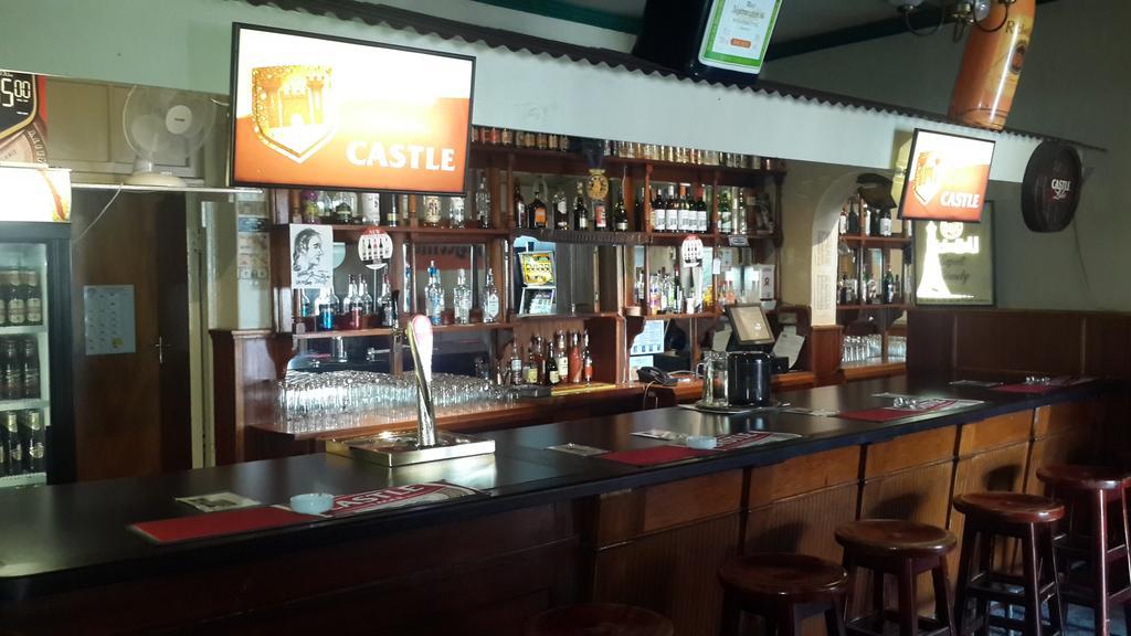 Victoria Hotel Bredasdorp Dış mekan fotoğraf